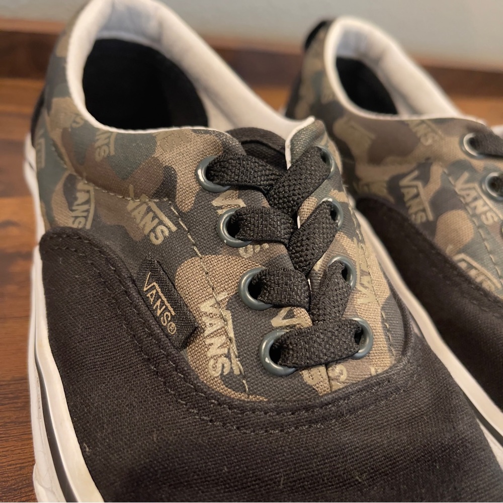 Vans Shoes Kids Black & Camo Size 3 - Picture 6 of 9